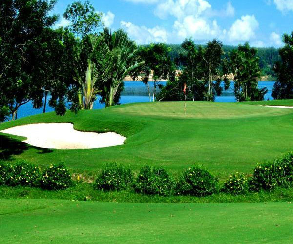 20 chiếc xe điện của Tùng Lâm đã được bàn giao cho sân golf Đồng Nai