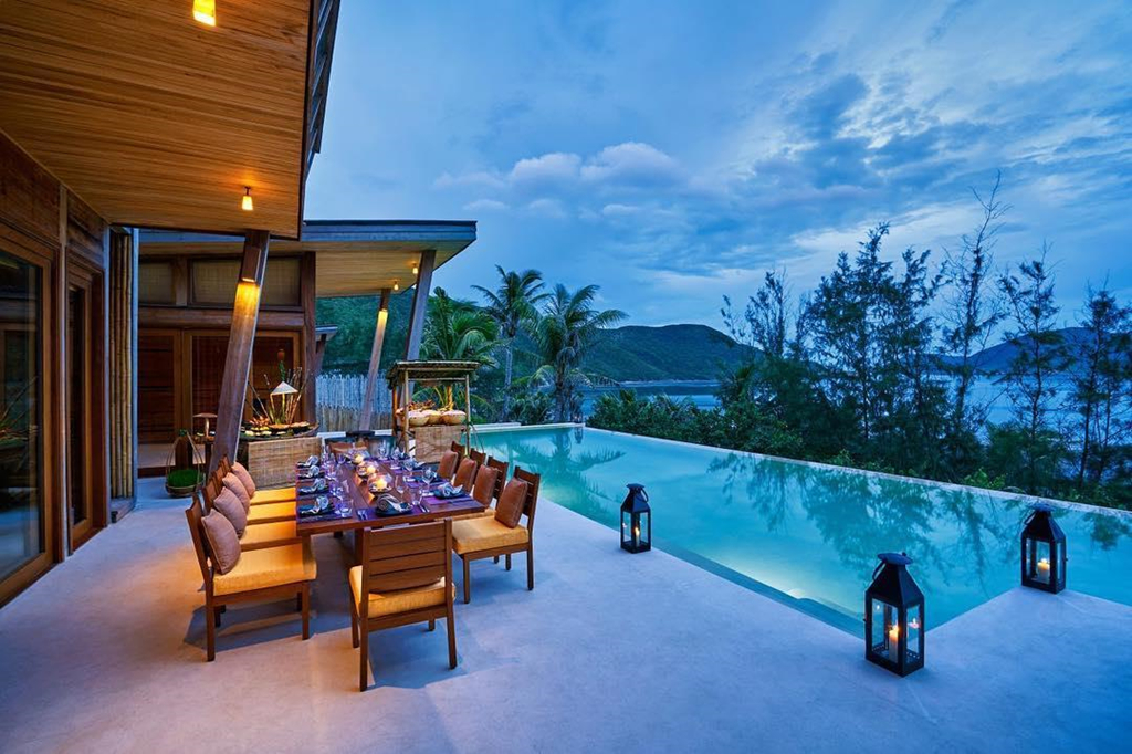 4 xe điện Tùng Lâm đã bàn giao thành công tại Resort Six Senses - Vũng Tàu
