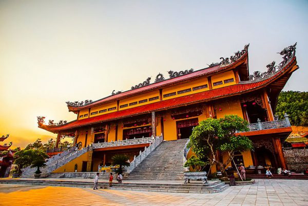 Những địa điểm du xuân đầu năm Canh Tý hấp dẫn