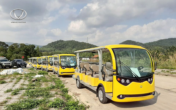 Tùng Lâm bàn giao 5 xe điện VNE.CAR 14AC i10 cho khu du lịch tâm linh Tây Yên Tử - Bắc Giang