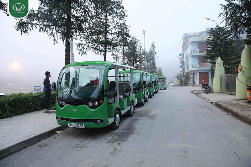 xe điện trong resort