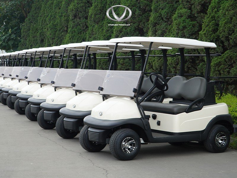 3 mẫu xe điện chở khách phù hợp với sân golf