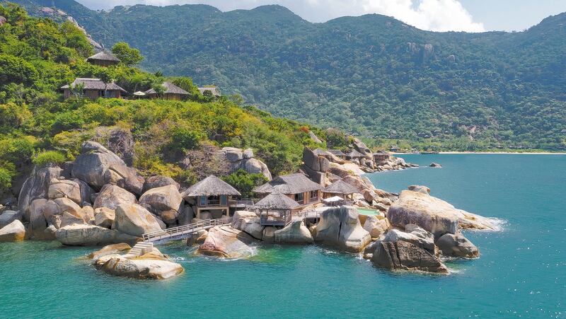 Xe Điện Tùng Lâm bàn giao xe cho Resort Six Senses Ninh Vân Bay