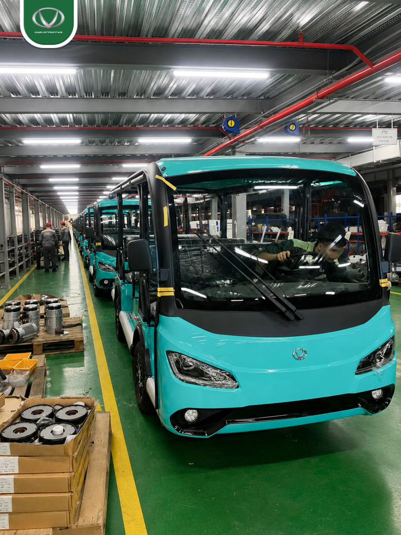 Hình ảnh bàn giao 10 xe điện VNECAR DG1S8